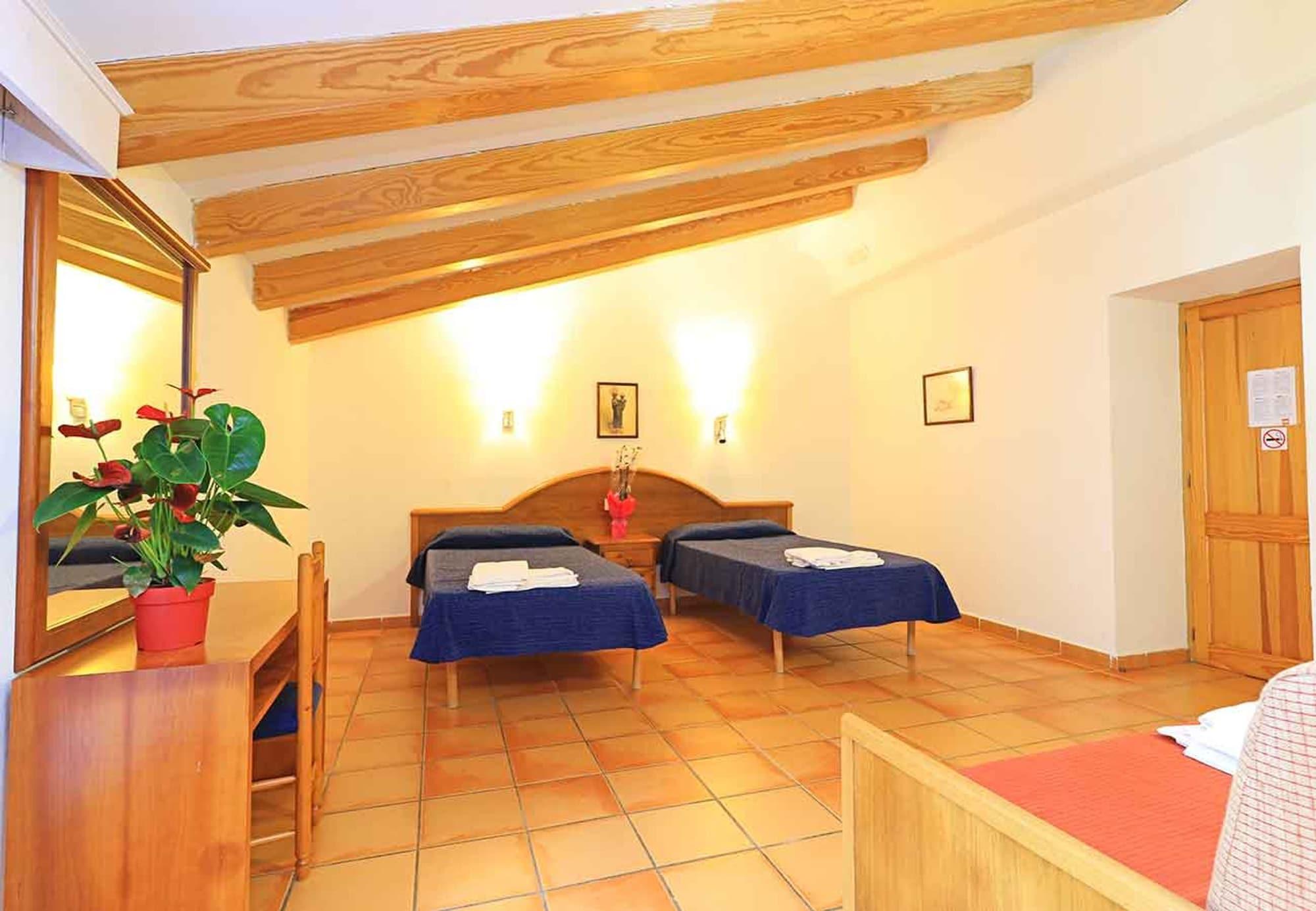Guest house Santuari De Lluc