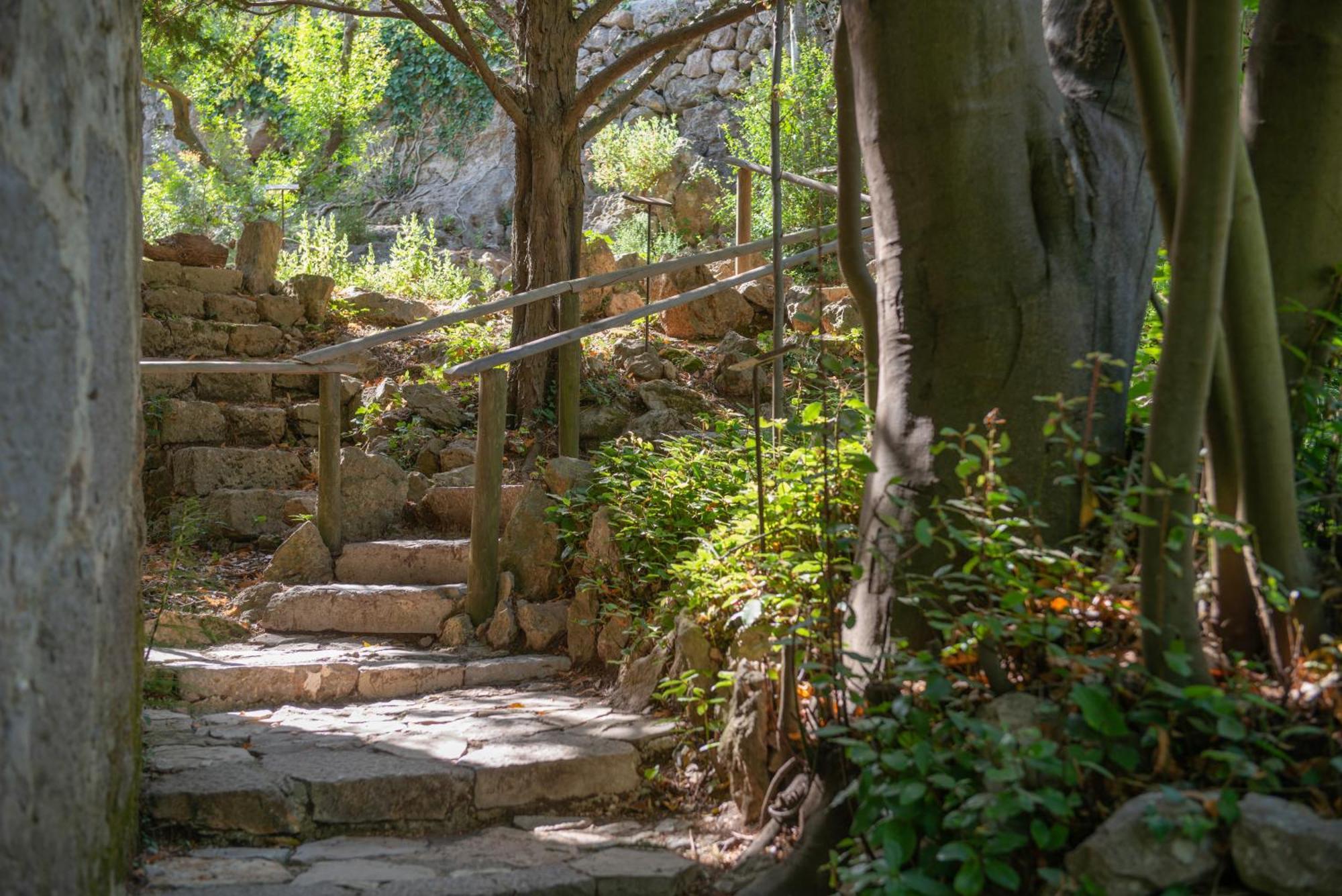 Santuari De Guest house