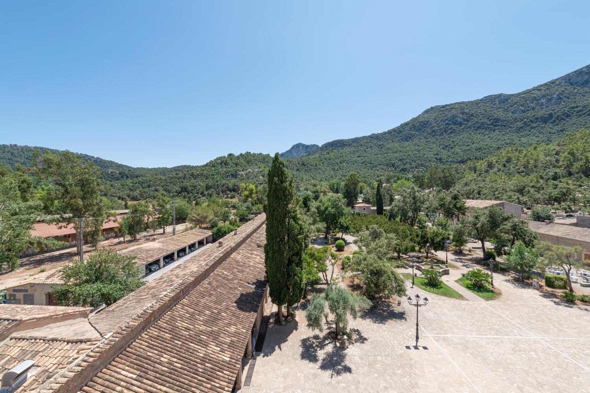 Guest house Santuari De Lluc