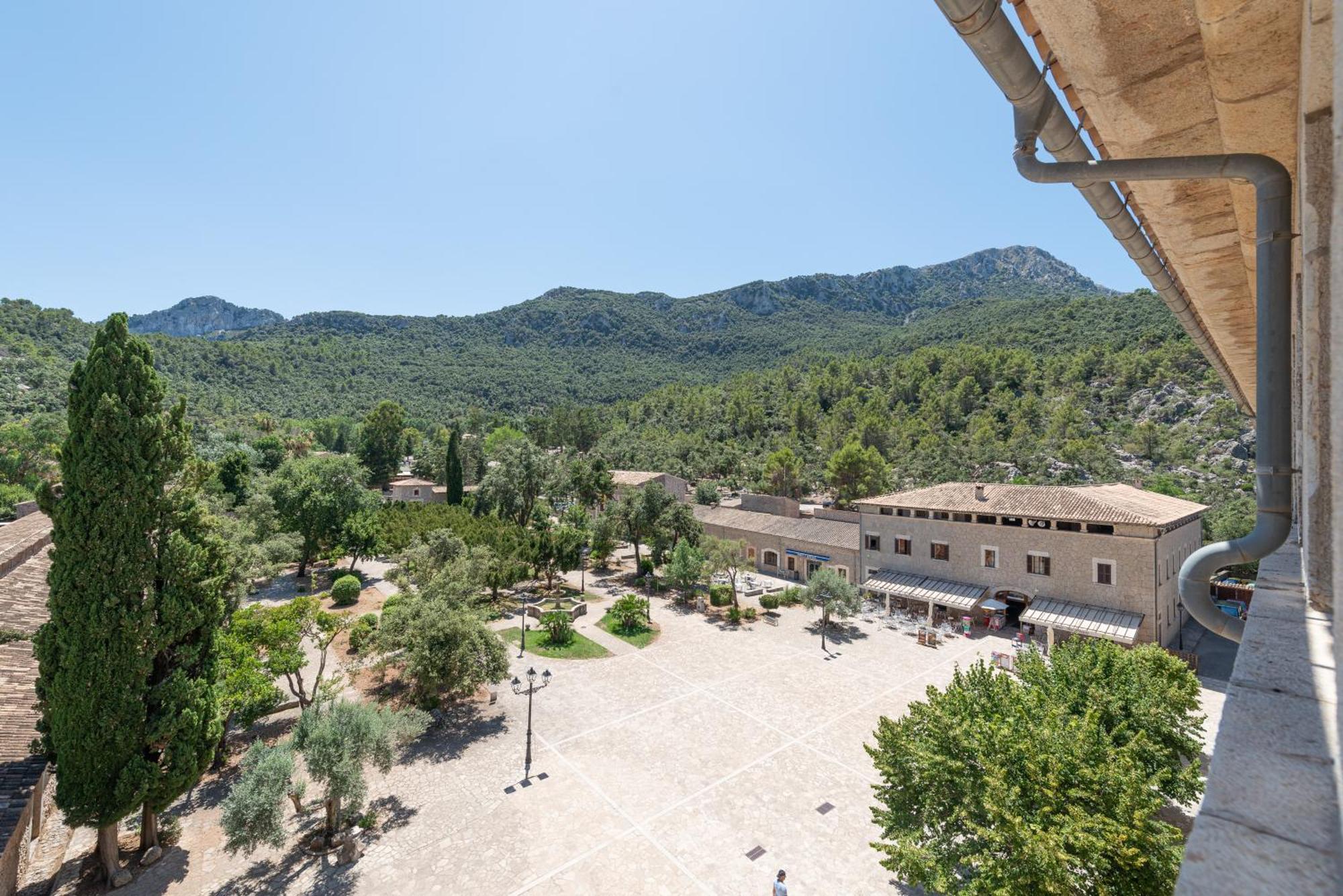 Guest house Santuari De 2*